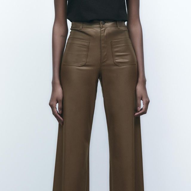 pantalones efecto piel marrones más vendidos de Zara
