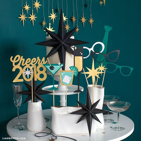 12 Best New Year&#039;s Eve Party Ideas in 2018 - Fun NYE Party Themes