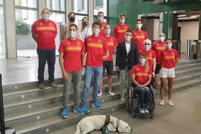 el equipo paralímpico de triatlón español para tokio 2021