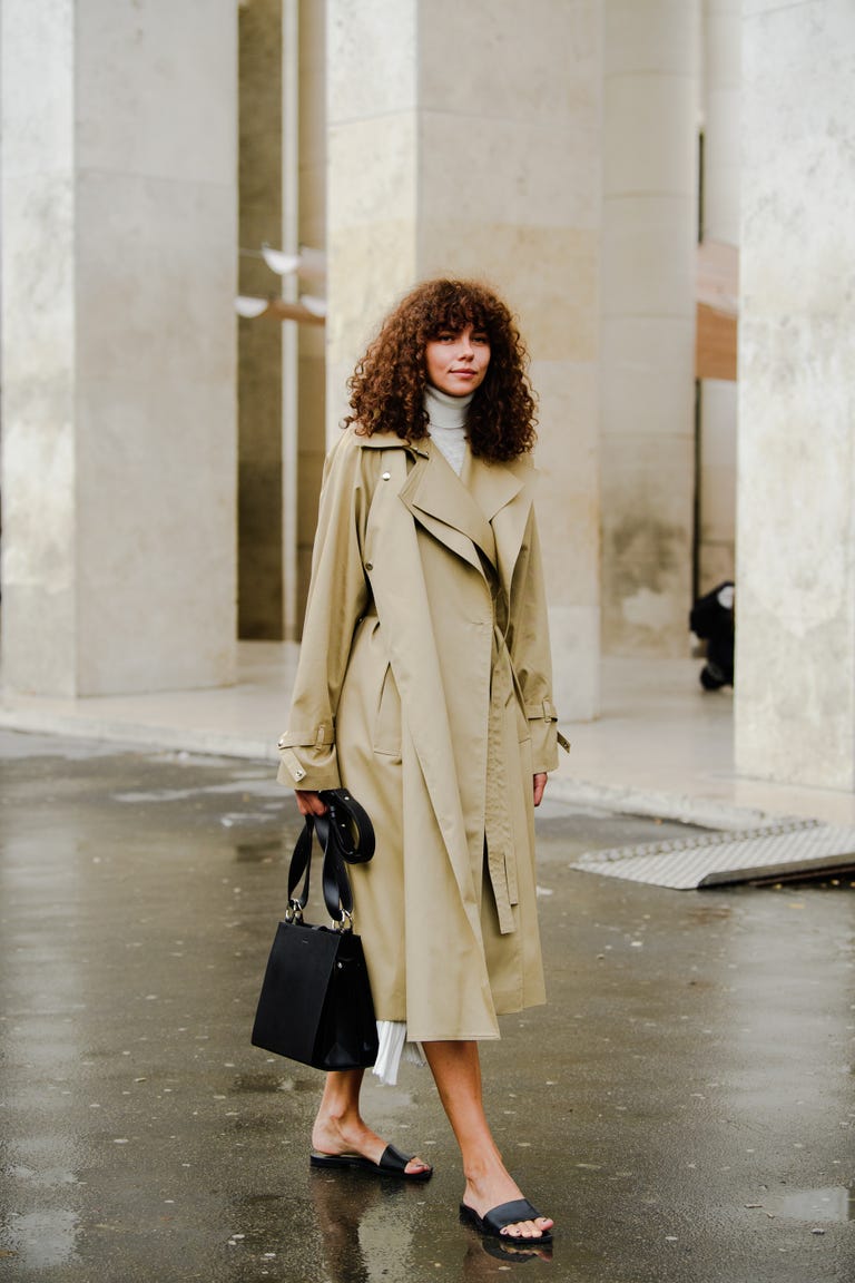 https://hips.hearstapps.com/hmg-prod.s3.amazonaws.com/images/paris-fashion-week-pfw-street-style-ss20-day-2-by-tyler-joe-034-1569691595.jpg?crop=1xw:1xh;center,top&resize=768:*