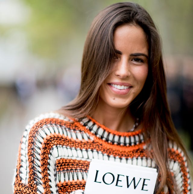 Hair, Fashion, Beauty, Shoulder, Skin, Lip, Fashion model, Fashion show, Wool, Neck, Hair, Fashion, Beauty, Shoulder, Skin, Lip, Fashion model, Fashion show, Wool, Neck,