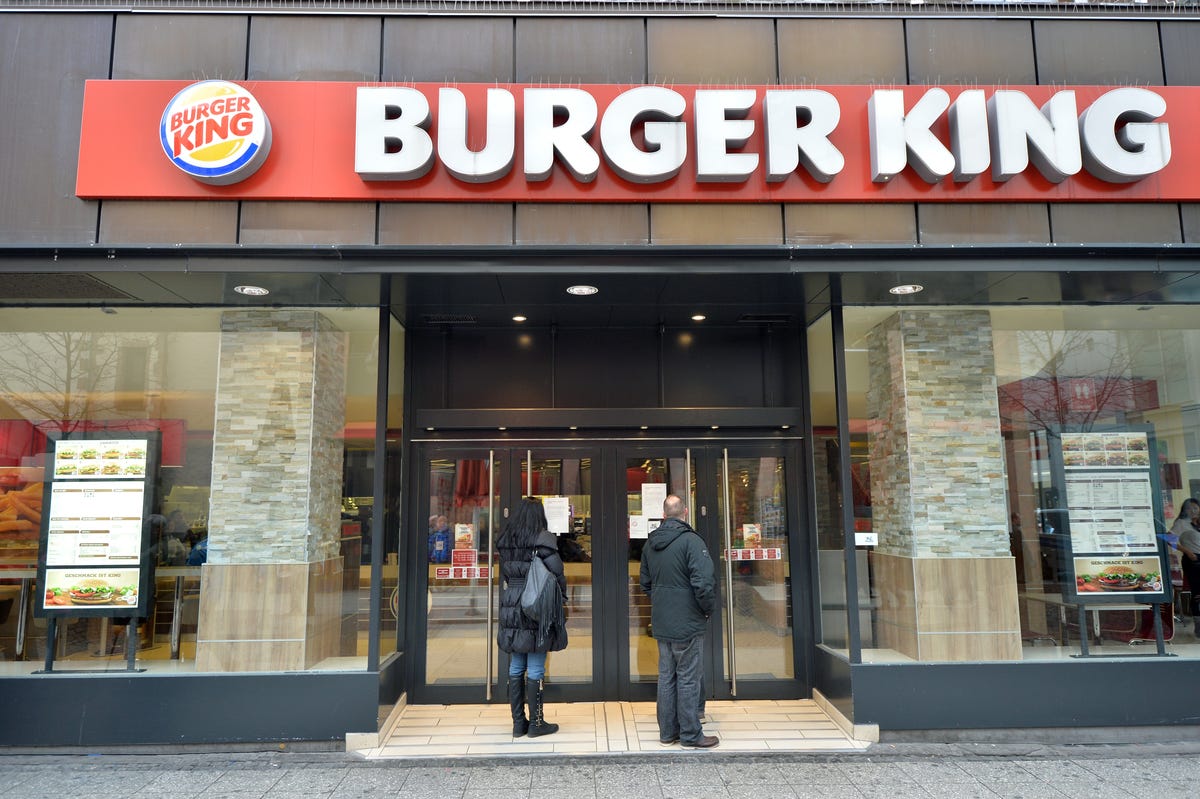 A Blind Woman Said Burger King Employees Refused To Read Her An ...