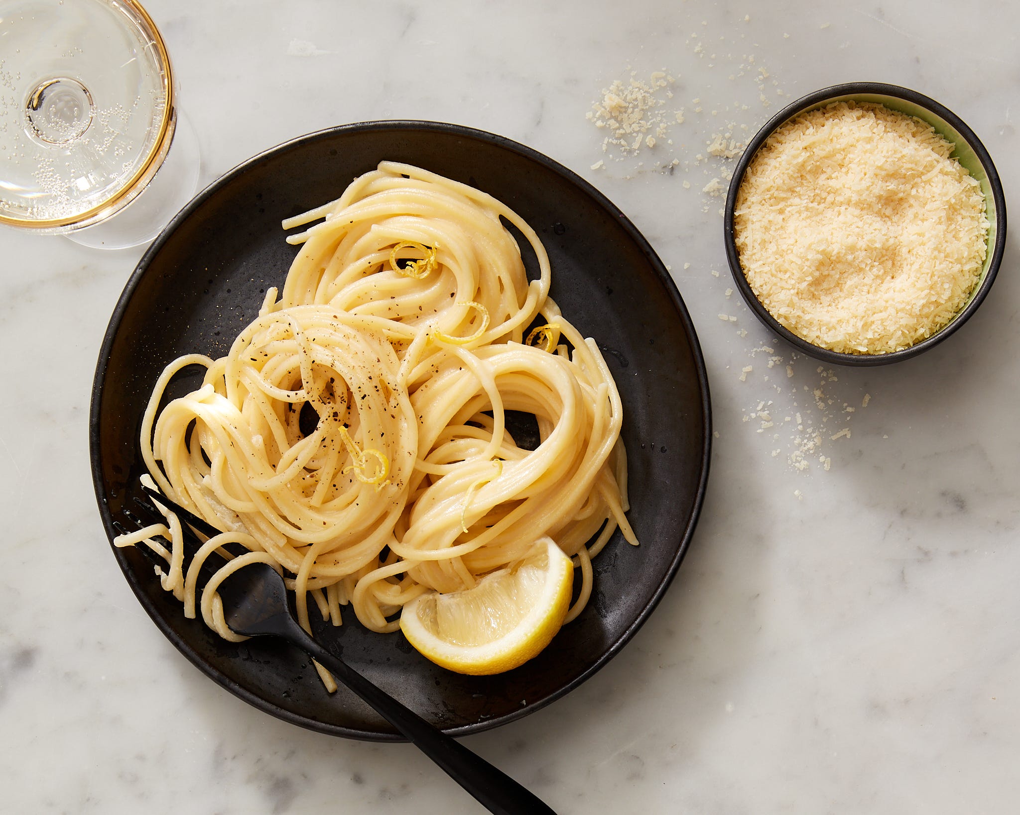 This 5-Ingredient Pasta Al Limone Is Gloriously Creamy