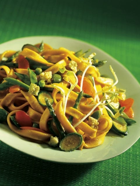 pasta-met-voorjaarsgroente pasta-met-voorjaarsgroente