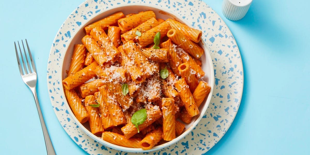 Best Pasta With Vodka Sauce Recipe - How To Make Pasta With Vodka Sauce