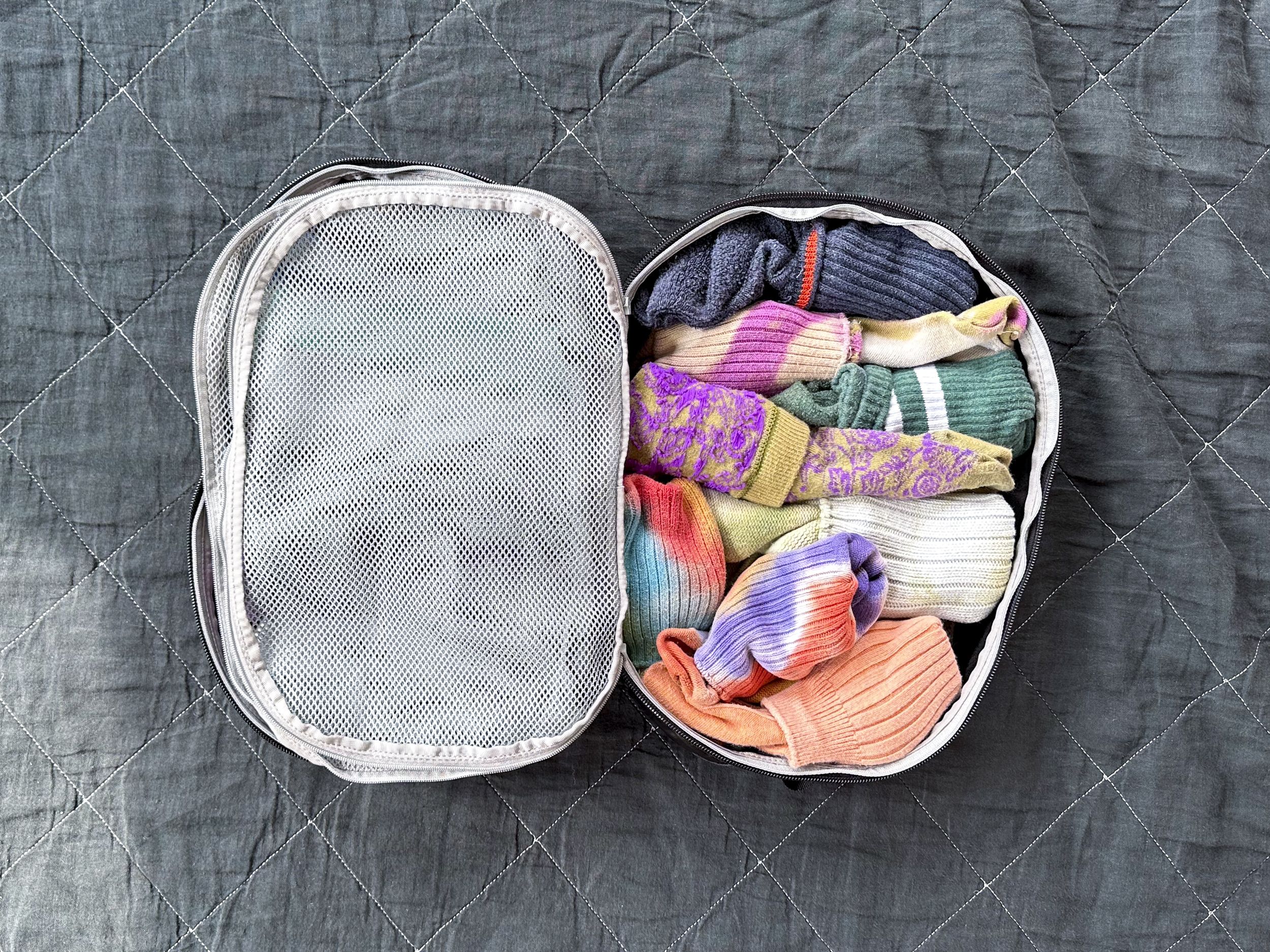 The 6 Best Packing Cubes Of 2023 - Compression Packing Cubes