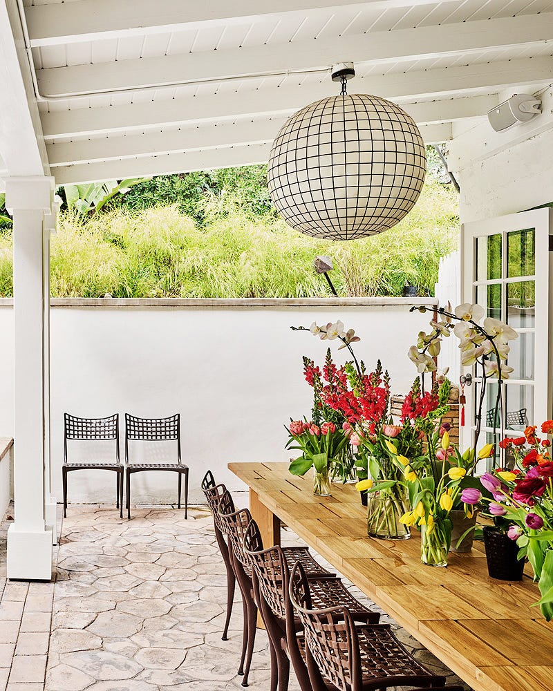 outdoor dining rooms