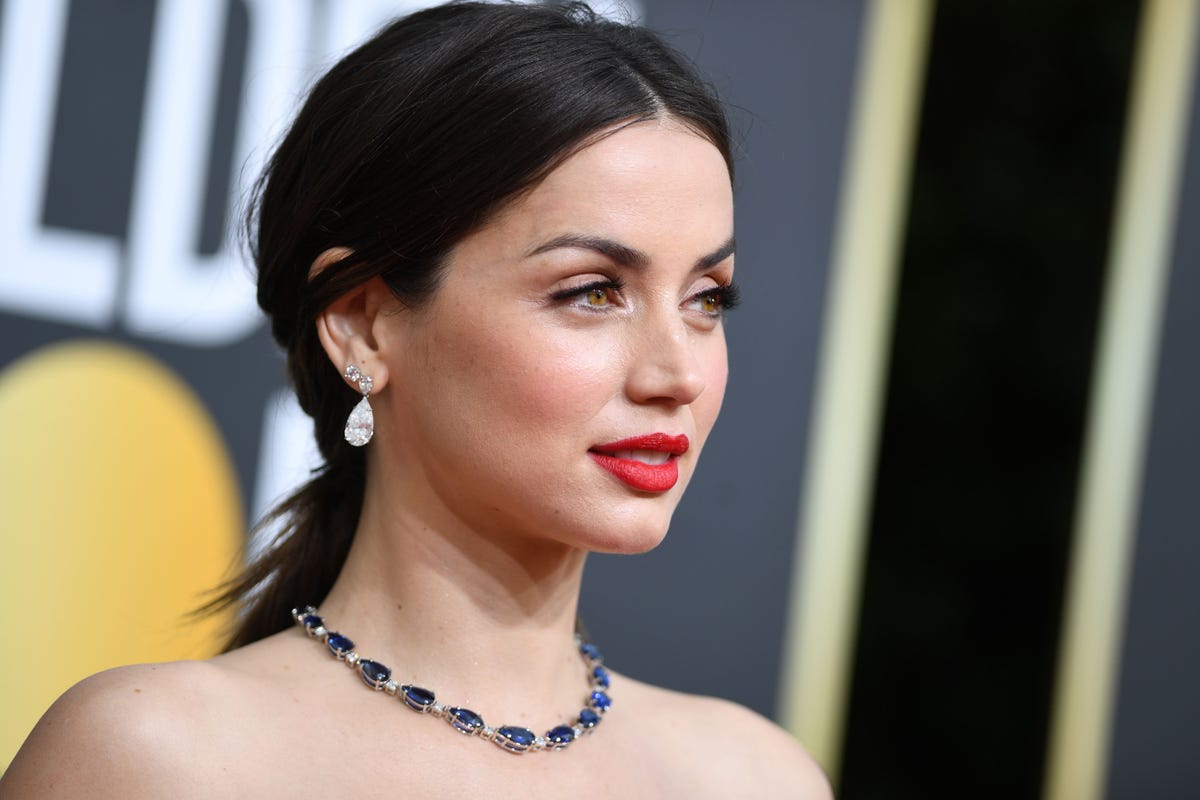 It is revealed what is the net worth of Ana de Armas and how much she charged for each film