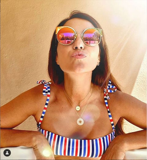 Paula Echevarría inaugura el verano con la temporada de piscina