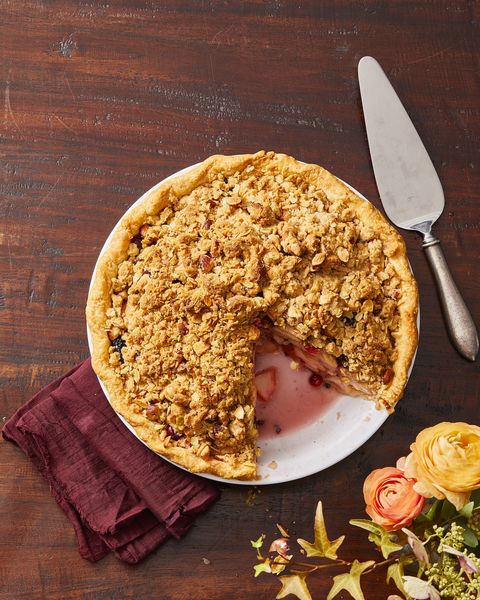 Pear and Berry Crumb Pie