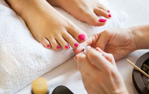 indiana woman hospitalized with foot infection after pedicure