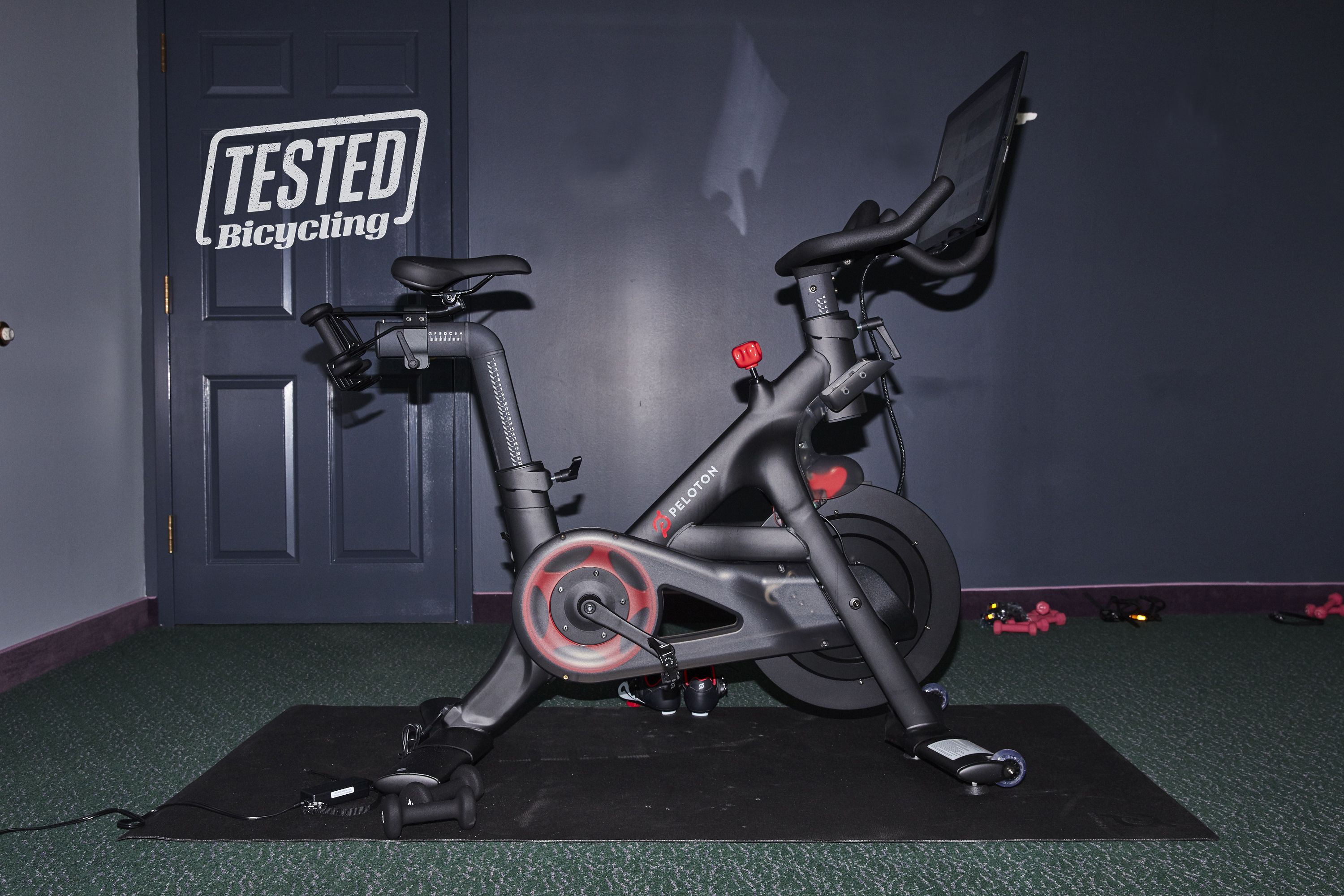peloton cycle trainer