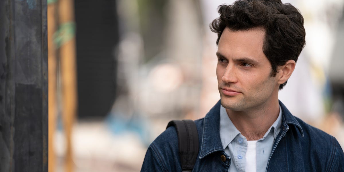 Penn Badgley (‘YOU’) uploads her first TikTok with the “help” of Taylor Swift and they go viral Penn Badgley (‘YOU’) uploads her first TikTok with the “help” of Taylor Swift and they go viral