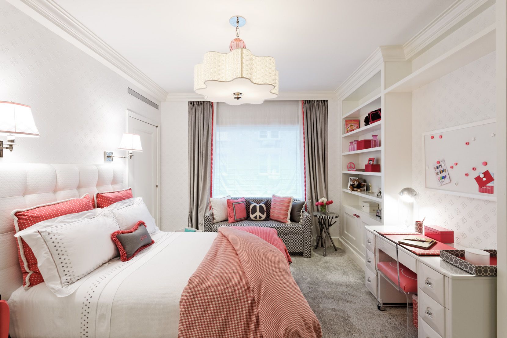 Featured image of post Gray And Pink Bedroom Color Schemes : Pair it with grey for a sophisticated bedroom.