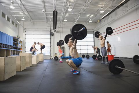 people exercising in crossfit class