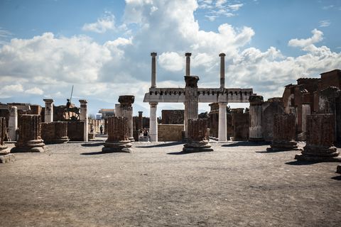 the archaeological site of pompeii