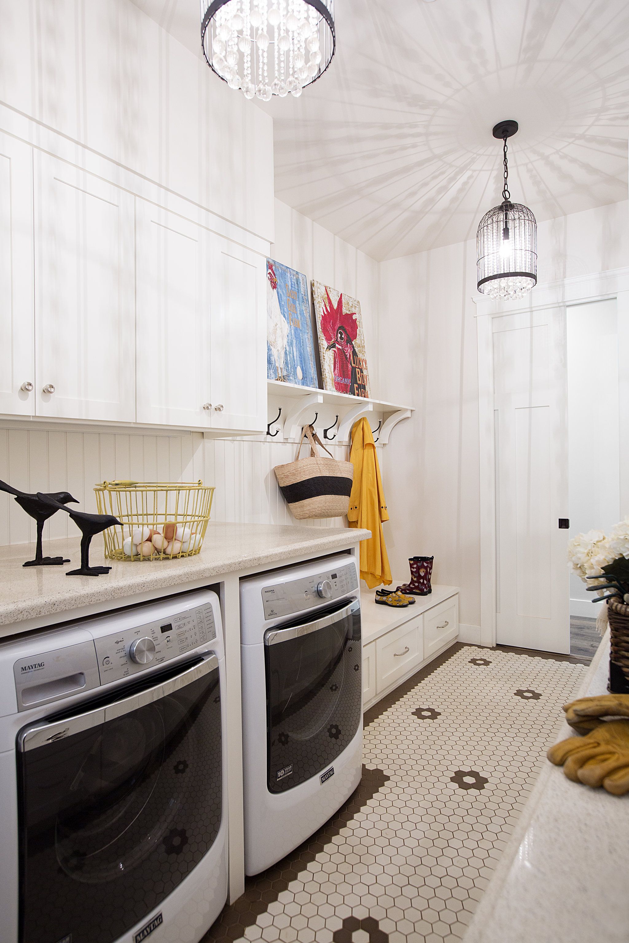 laundry room lighting design