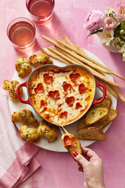 valentine's day recipes pepperoni pizza dip