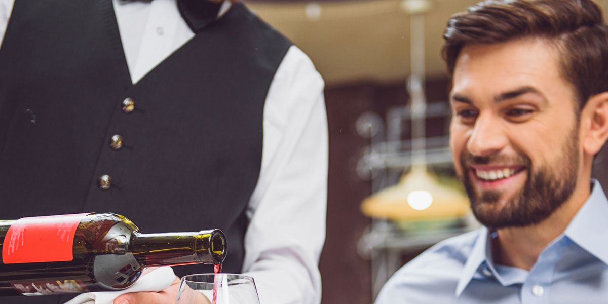 Omleiden Uitstekend Boodschapper Wijn voorproeven in een restaurant: hoe moet dat?