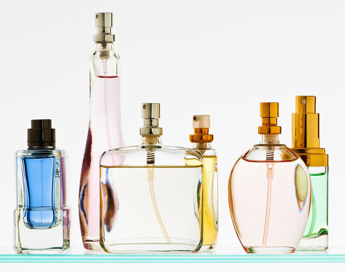 How to Customize Your Own Perfume - How to Layer Scents to Make Your ...