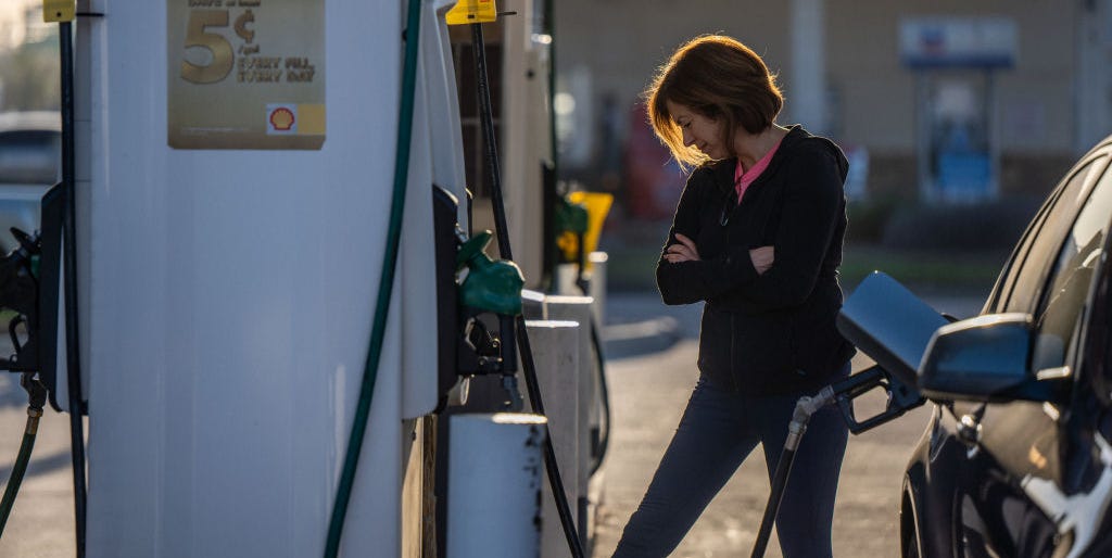 U.S. Requires New-Vehicle Fleets to Average 49 MPG by 2026 U.S. Requires New-Vehicle Fleets to Average 49 MPG by 2026