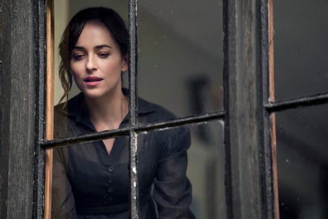 dakota johnson en persuasion