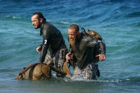 pete  ashley coming out of the sea during helo cast task