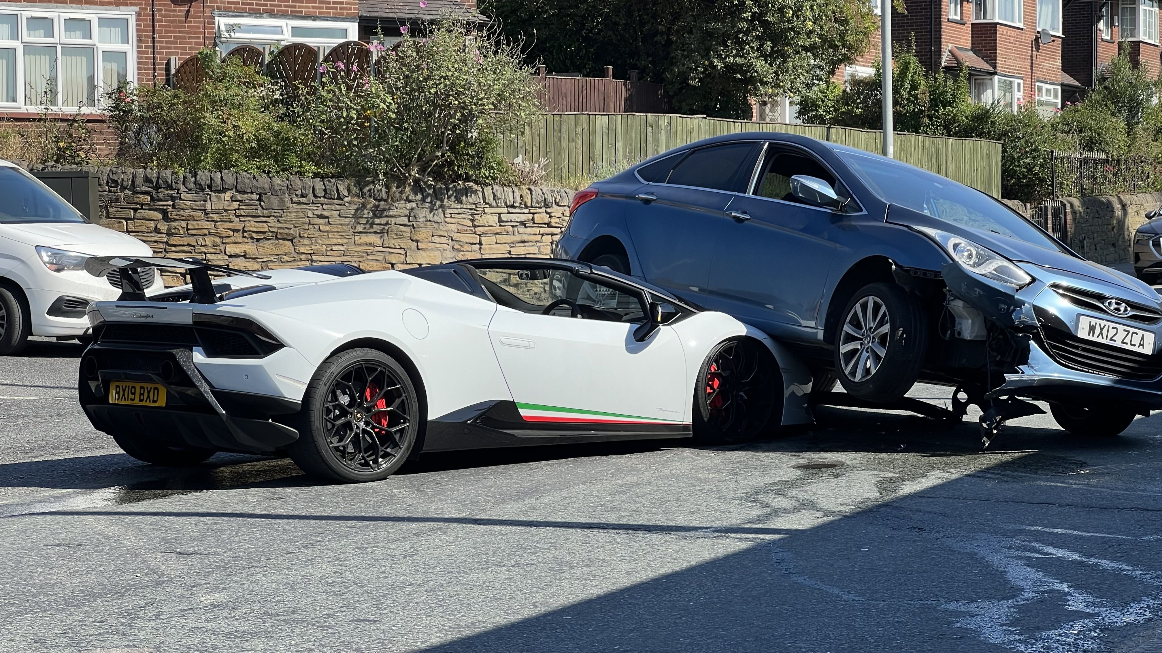 Video: Lamborghini Seriously Damaged After Hyundai Drives Over Hood