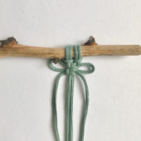 macrame Picot knot