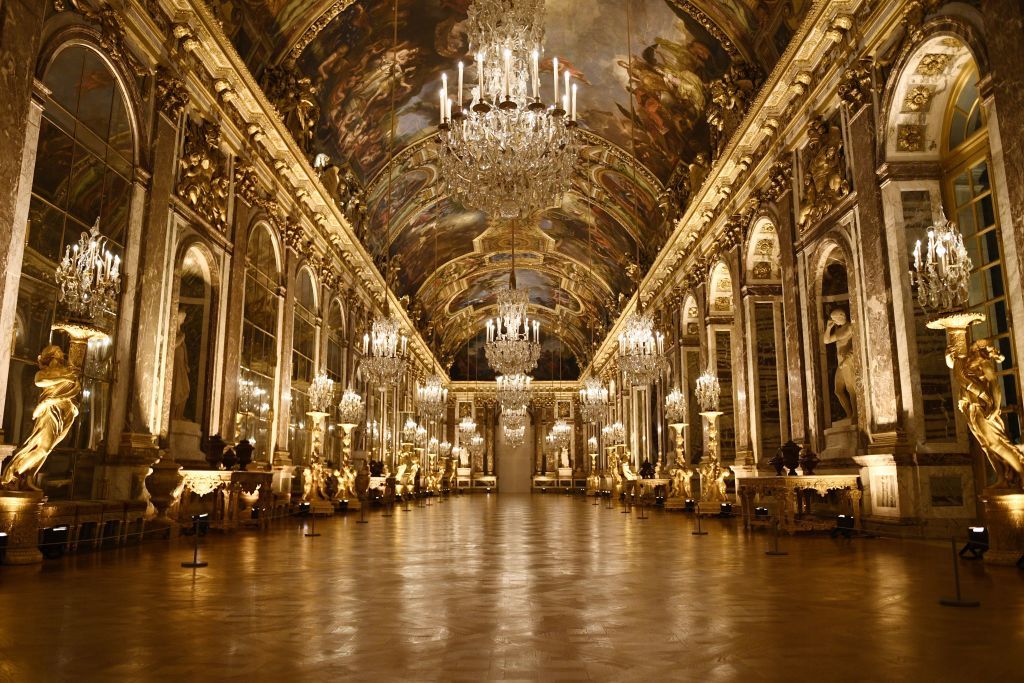 Palace Of Versailles To Host Rave In The Hall Of Mirrors With