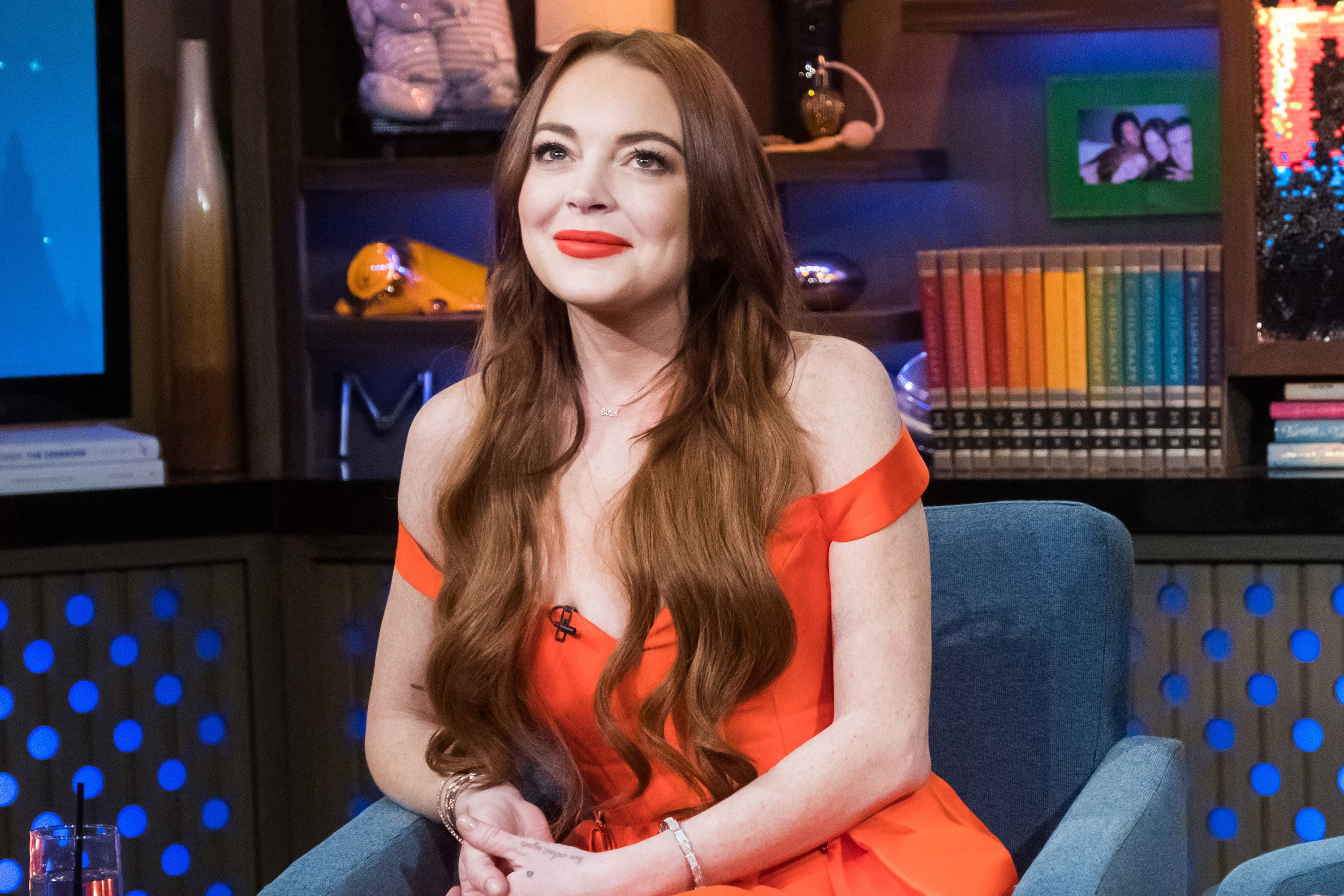 Netflix reveals first look at Lindsay Lohan’s movie comeback in Christmas rom-com