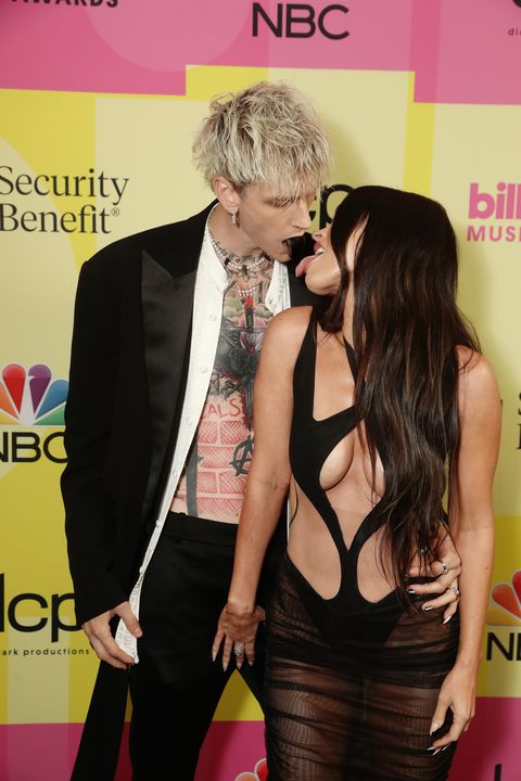Every Single Horny Pda Moment From Megan Fox And Machine Gun Kelly News