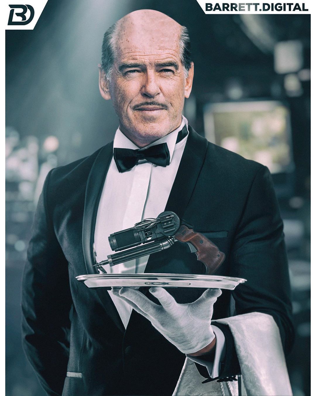 The Batman Montaje Pierce Brosnan Como Mayordomo