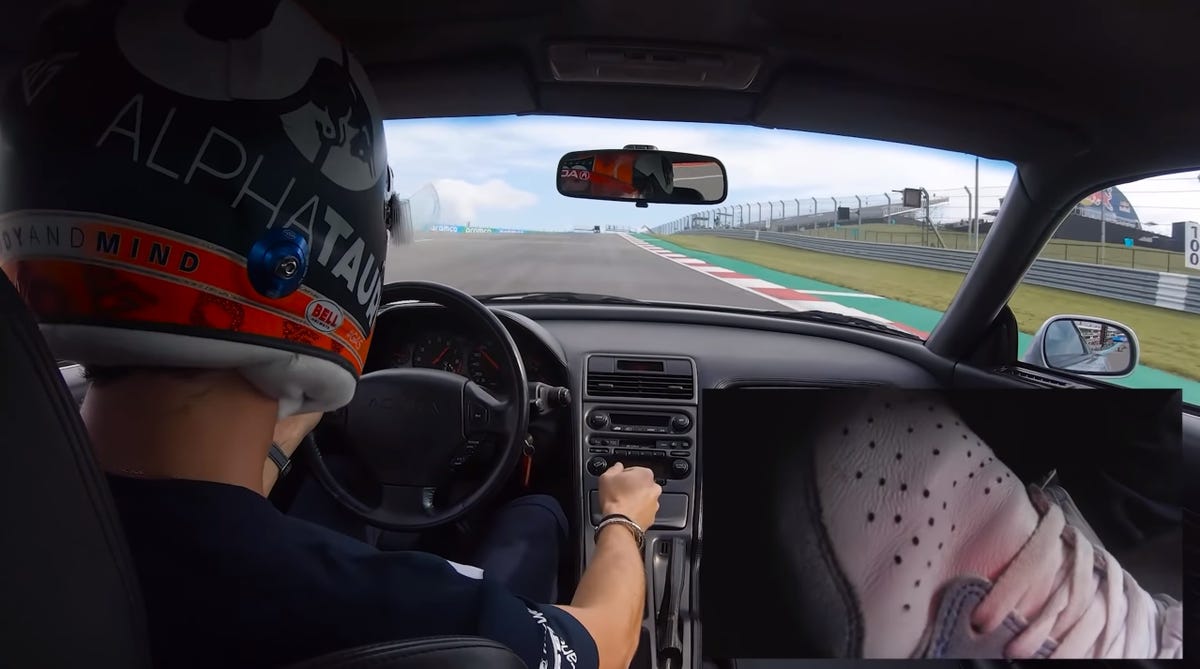 Pierre Gasly has fun with the classic Honda NSX in Austin