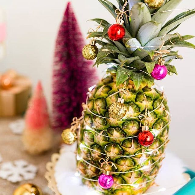 pineapple christmas tree