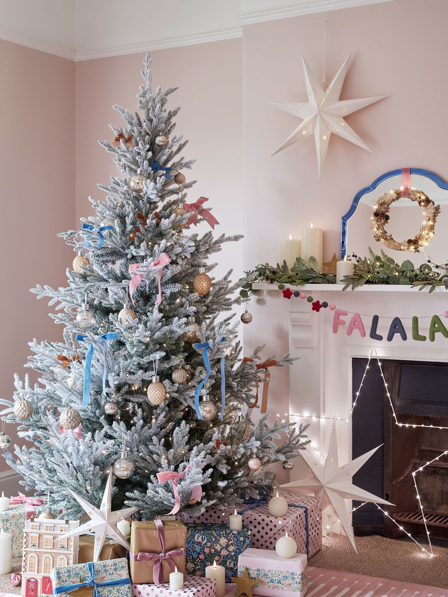 4 x assorted Gisela Graham Baby Polar Bear Hanging Christmas Tree Decorations 