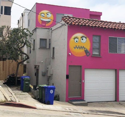 The Pink Emoji House In Manhattan Beach California Is For Sale