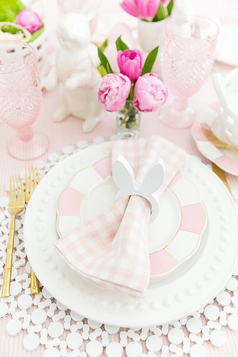 pink gingham easter table decoration