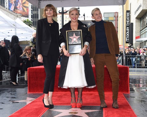 Pink recibe su estrella en el Paseo de la Fama de Hollywood