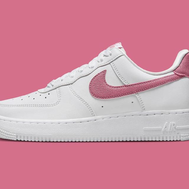 Nike Is Pink Shoes. Can Color Make Comeback Again?
