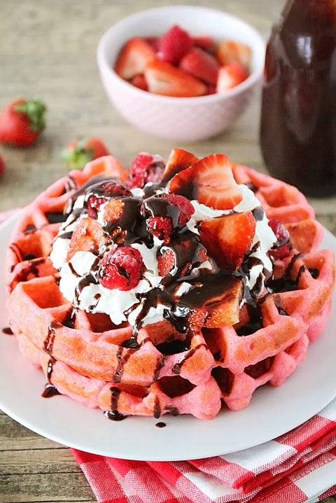 Dish, Food, Cuisine, Belgian waffle, Strawberry, Ingredient, Pavlova, Waffle, Strawberries, Breakfast,