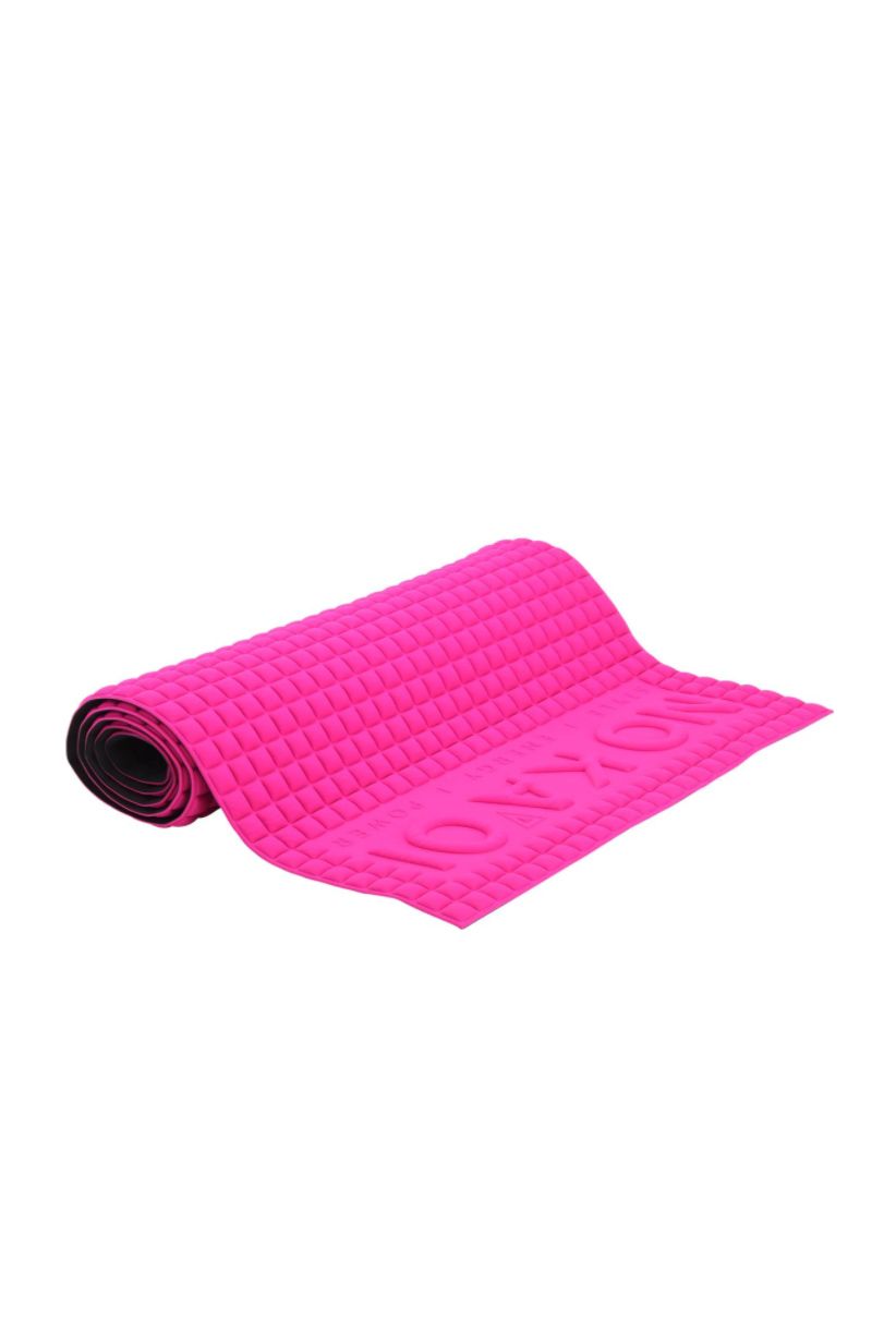 typical yoga mat size