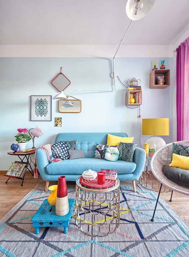 Living room, Room, Furniture, Interior design, Blue, Turquoise, Yellow, Property, Table, Coffee table, 