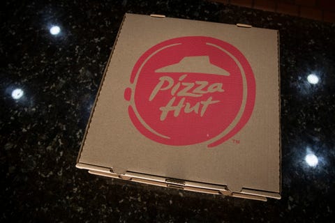 pizza hut starts to accept crypto currencies in venezuela