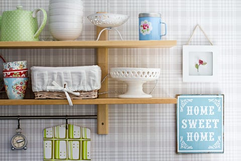 neutral plaid kitchen wallpaper