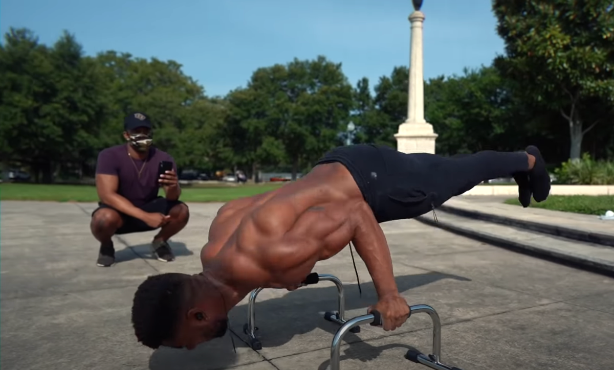 Youtuber Attempts To Break The World Record For Planche Pushups