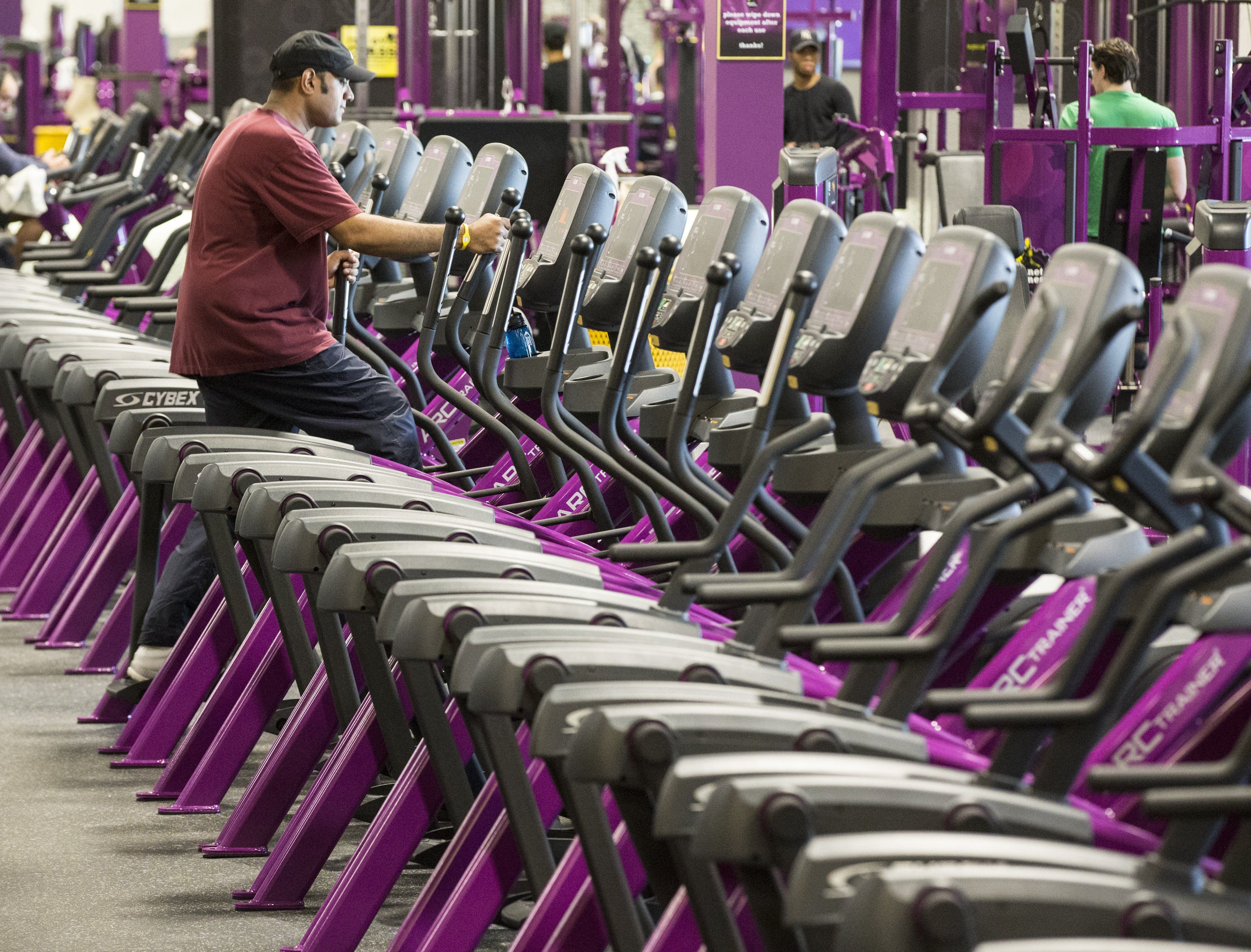 planet fitness nike discount