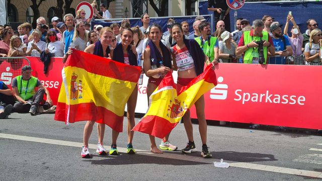 españa, plata por equipos en maratón femenino