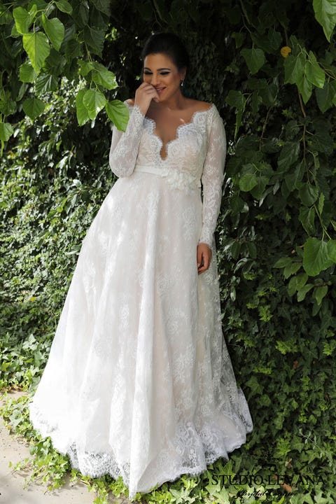 The 9 best  plus size wedding  dress  shops  in the UK