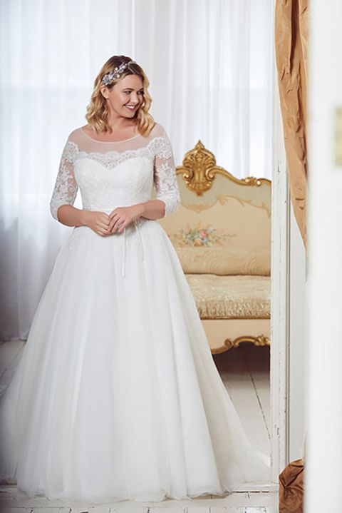 Watt tilstrækkelig forlade The 9 best plus size wedding dress shops in the UK